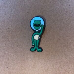 🐊6/$12🐊 Alien Croc Charm